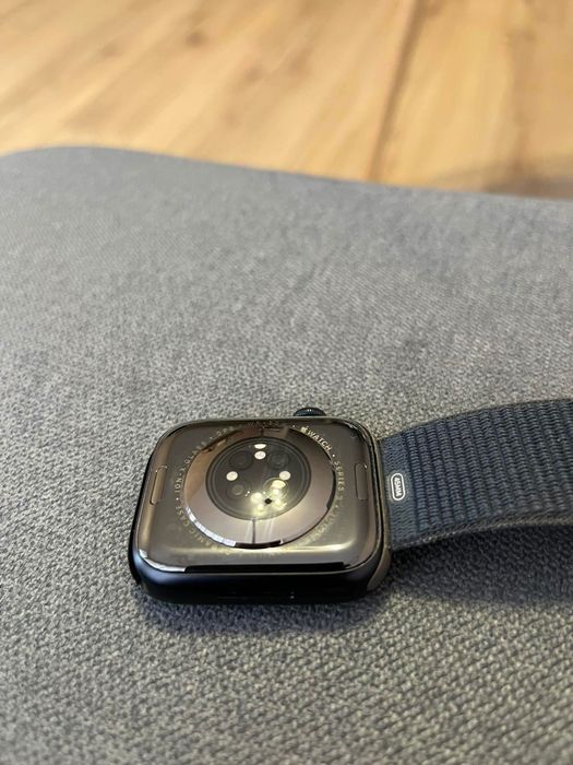 Apple Watch Series 9 – 100% батерия, перфектно състояние