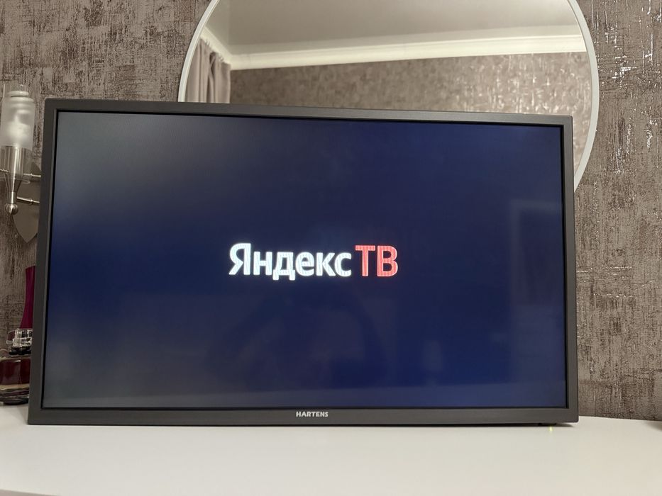 Продам Телевизор HARTENS