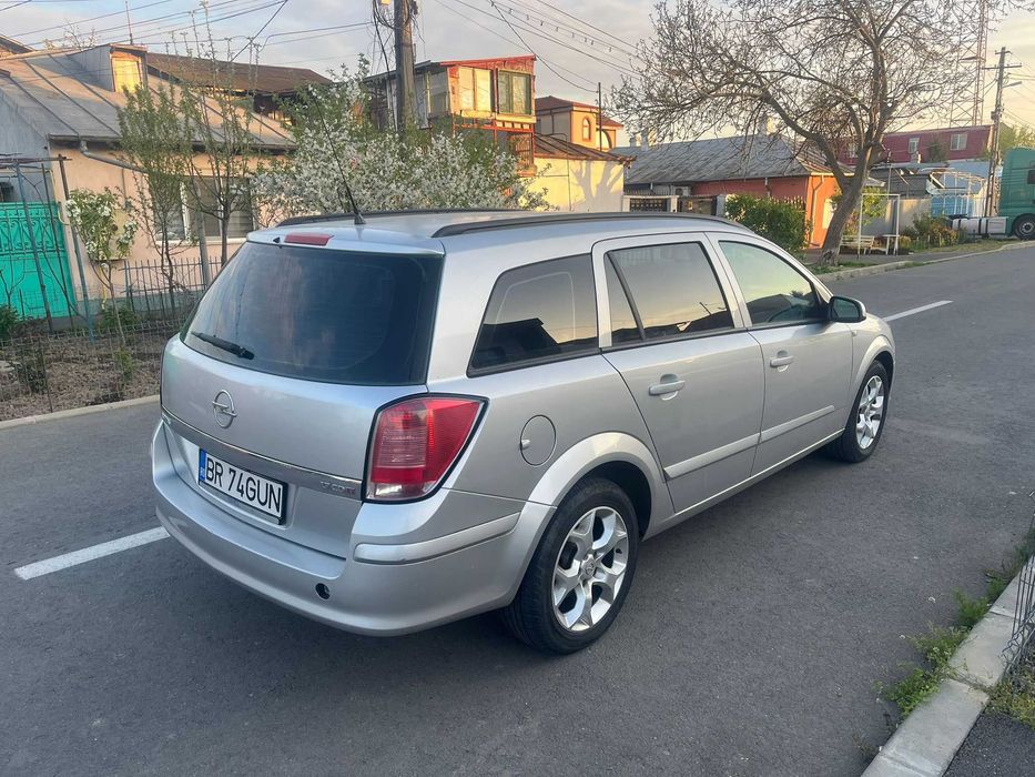 Opel Astra H 1,7cdti