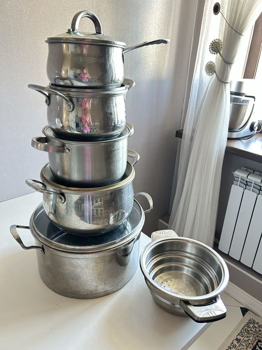 Продам кухонные кастрюли. 5шт.