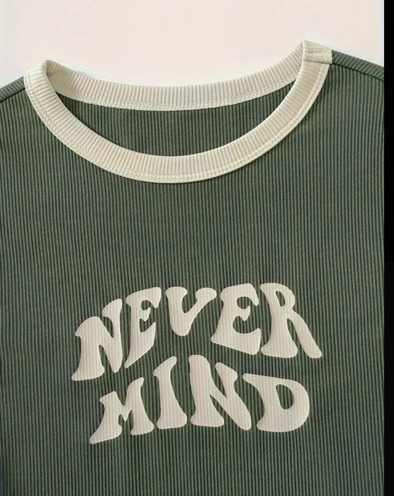 Стильное боди цвета хаки