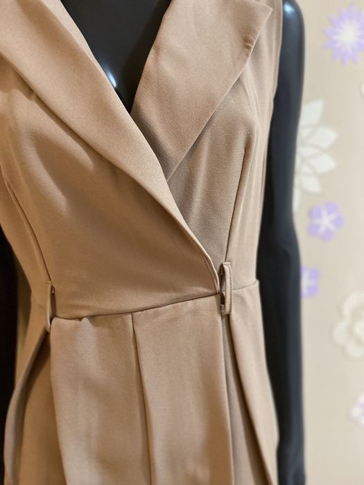 Дамски гащеризон бежав