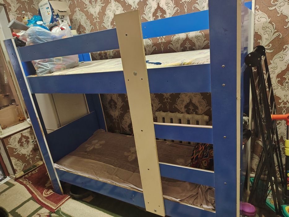 Детская кровать двухярусная