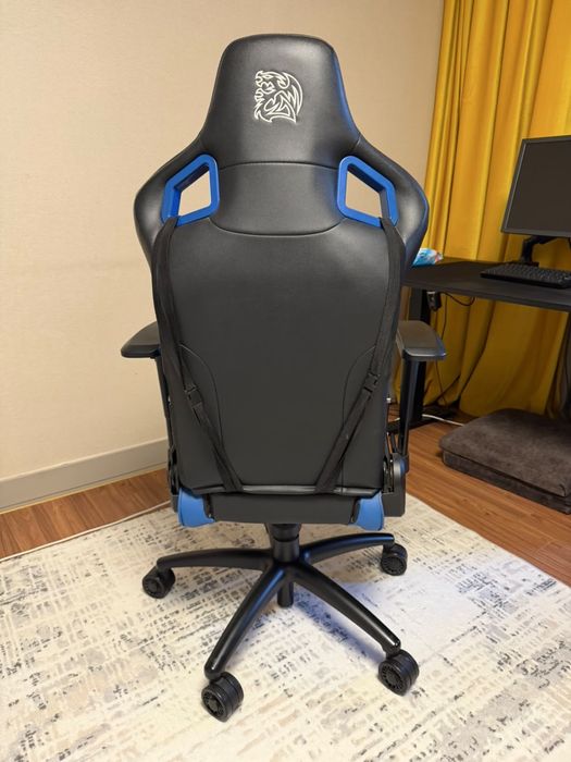 Игровое кресло TT eSPORTS