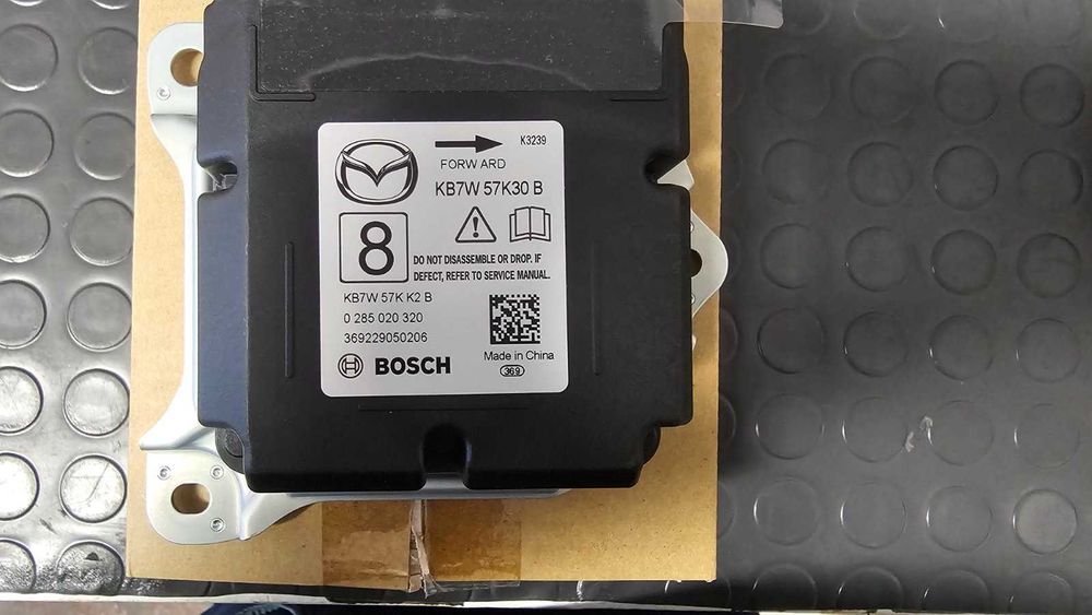 Модул за AirBag на Mazda KB7W57K30B KB7W57K30A