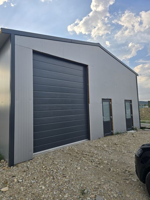 Vând hala metalică lucrăm fără avans asigurăm și montaj