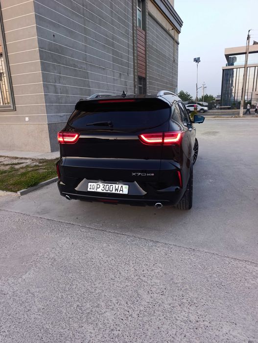 Jetourx70 сотилади. 2023