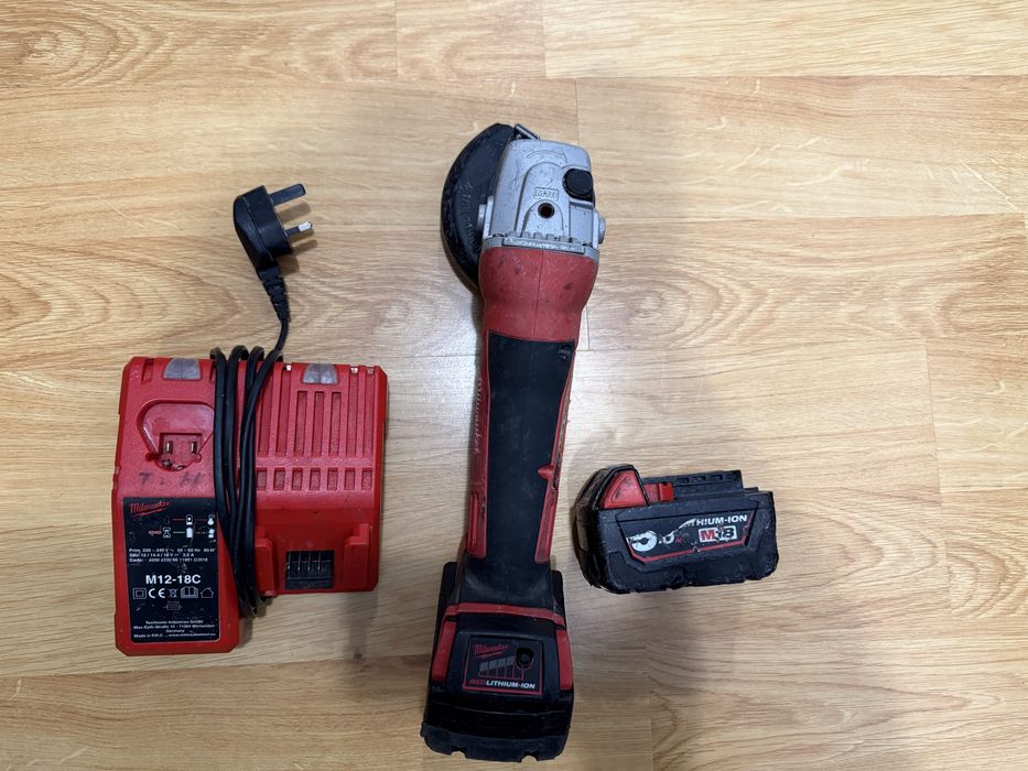 Milwaukee HD18 AG115