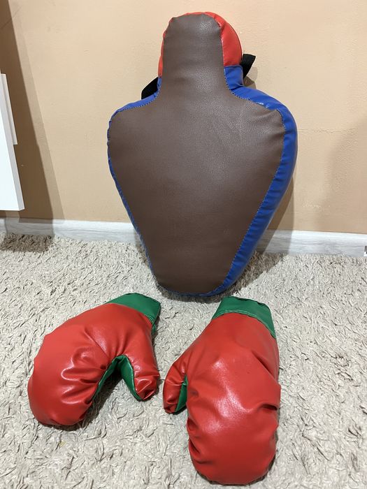 Груша с перчатками для детей