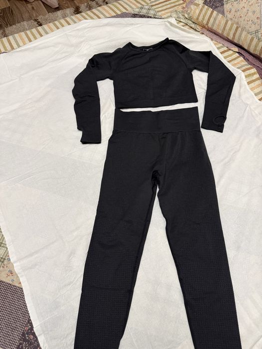 Продаю спортивные комплекты