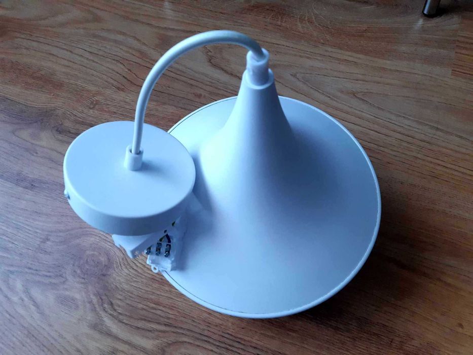 Lustră pe cablu ALBA