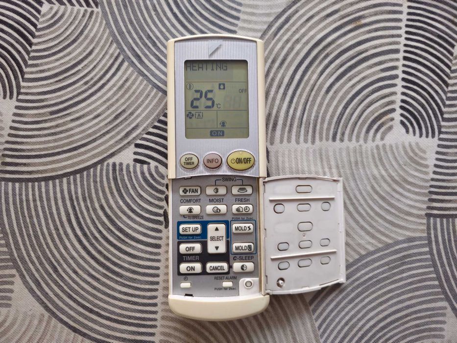 Daikin Ururu Sarara Дайкин Уруру Сарара FTXR42EV1B9 2008 г