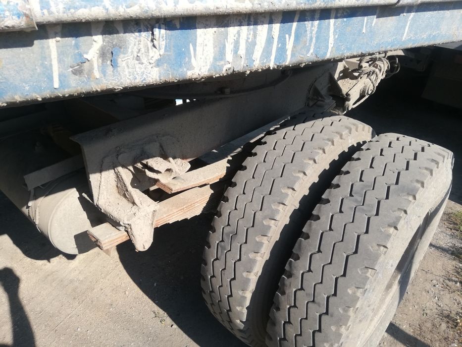 Камаз с прицепом самосвал