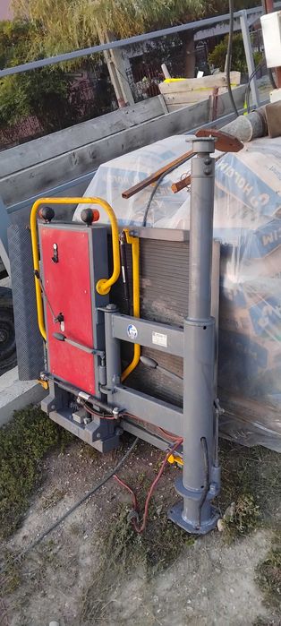 Lifta pentru microbuz