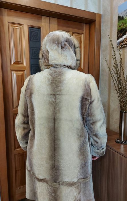 Новая шуба из мутона. 54-60 размер. Отличный подарок.