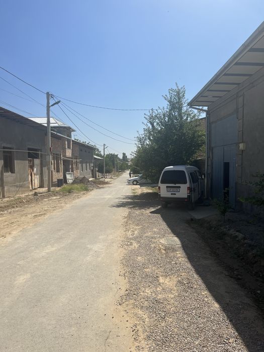 Kok terak generalda Yer sotiladi 6 sotix