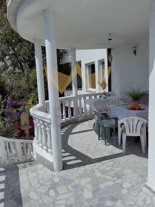 Продава се Къща в Варна, Бриз - 635 кв.м за 1071 €/кв.м - Снимка #9