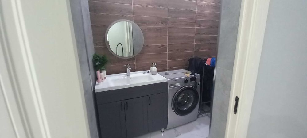 Продам дом рядом с парком, зоопарком