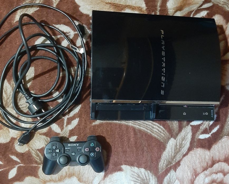 Vând PlayStation 3 Backwards Compatible ps1 ps2 ps3 în stare bună