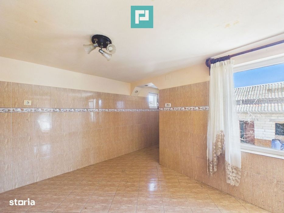 Casă cu 4 camere în Bujac