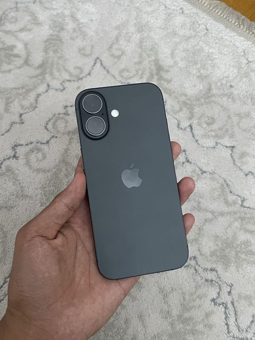 Телефон iPhone 17 256gb