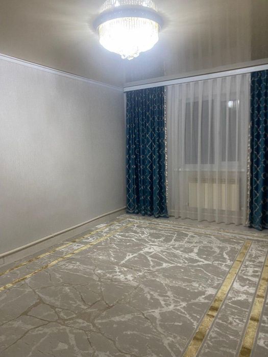 4 үйдің бір бөлігі, 4 бөлмелі үй сатамын.