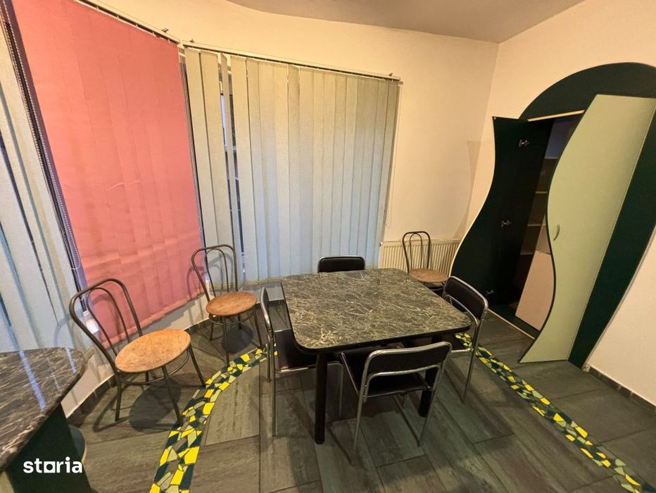 Casa de inchiriat, 180 mp, Andrei Muresanu, 6 parcari, garaj terasa, z