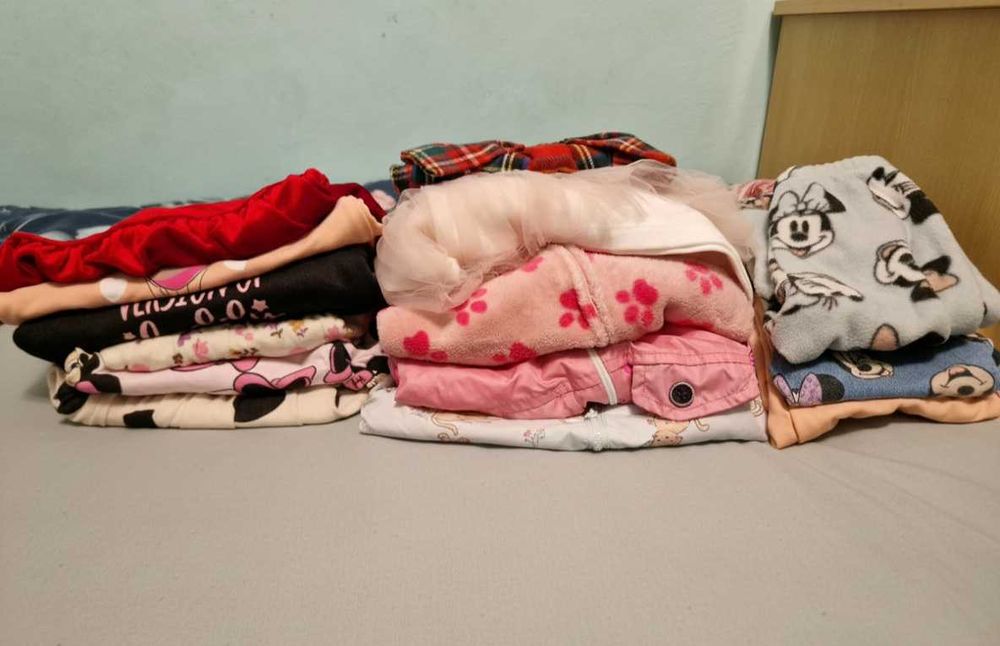 Лот за момиче 80/86 размер