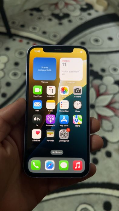 12 iPhone detali in privat