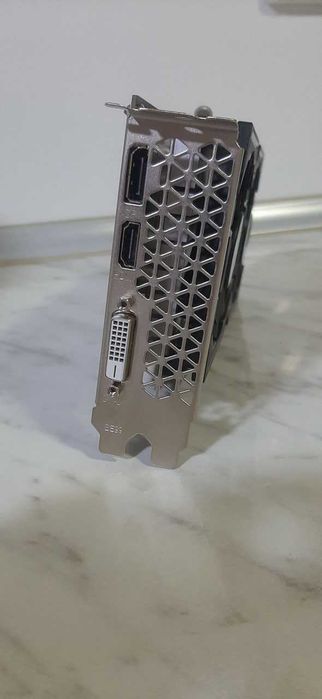Sapphire RX580 8gb + Arktek RX580 8gb Videokarta