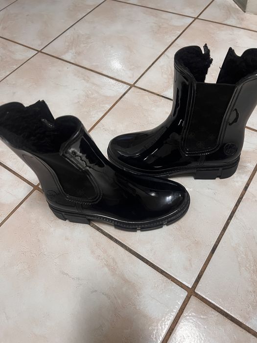 Cizme noi aduse din Germania