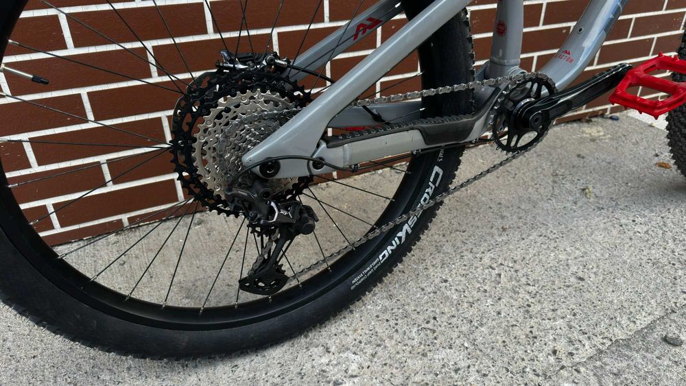 Nukeproof Reactor  Enduro 170mm Mountain aggresive bicicleta MTB L Fox