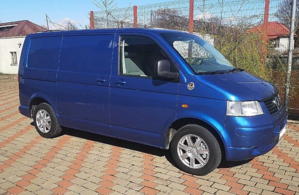 Dezmembrez t5 2.5 axd axe bnz