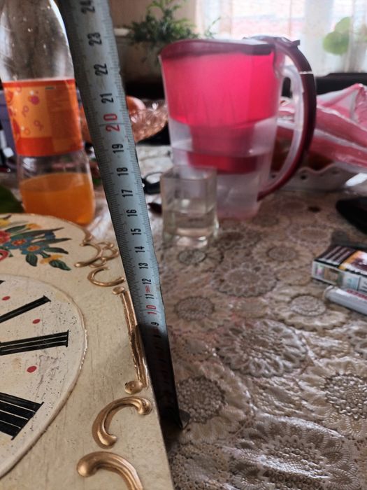 Стенен часовник РИСУВАН ръчно