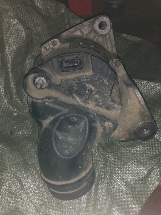 Продам генератор на BMW M52, M54