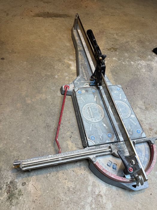 Masina de taiat gresie 93 si 52 cm - Montolit