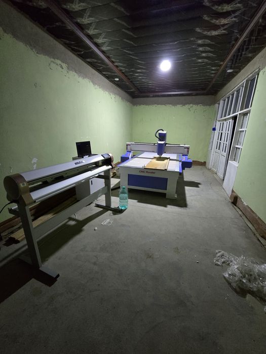 Ровер станок ва плоттер сотилади