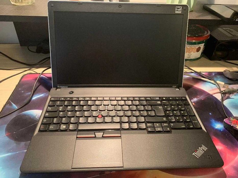 Vand laptop Lenovo ThinkPad E535 Edge.