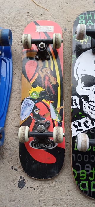 Vând Skateboarduri
