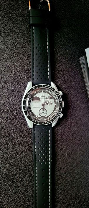 Omega×Swatch Mission to Earthphase