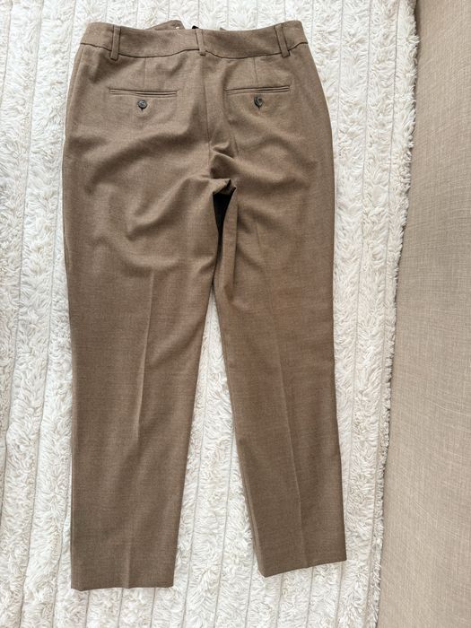Pantaloni Max Mara din lana, noi cu eticheta