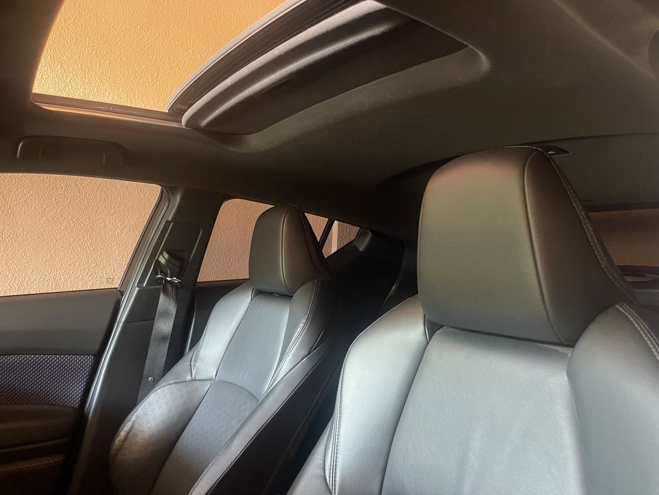 TOYOTA электромобили сотилади йили  2021 22 ранги оқ краскаси тоза