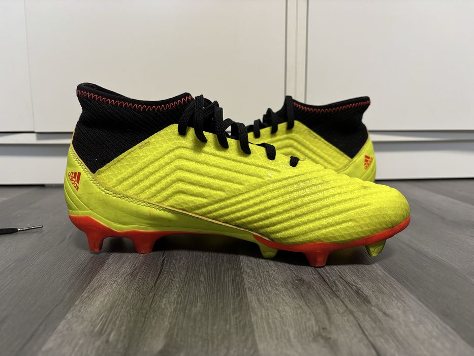 Ghete Fotbal ADIDAS PREDATOR FG - Galben Neon - Mărimea 40 5