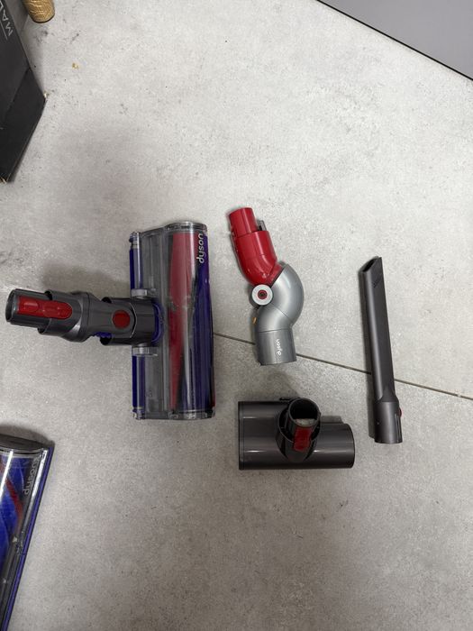 Dyson V8 Absolute