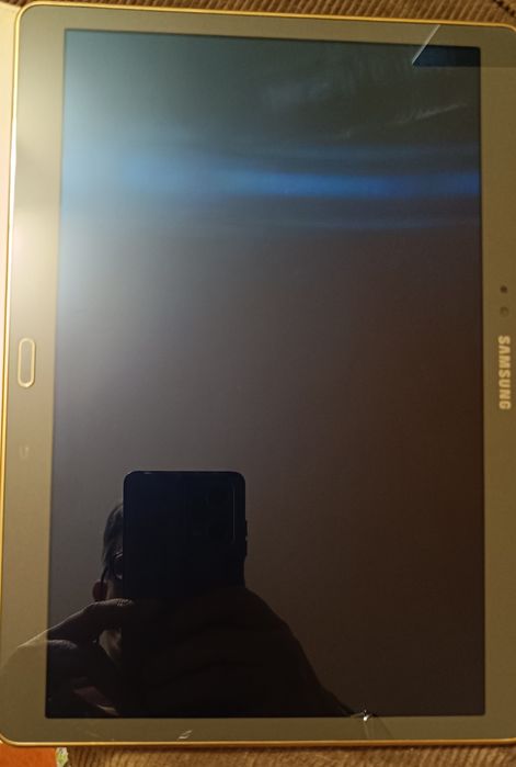 Samsung tabletă 10,5" seria S8-T800 Super.Amoled culori vii