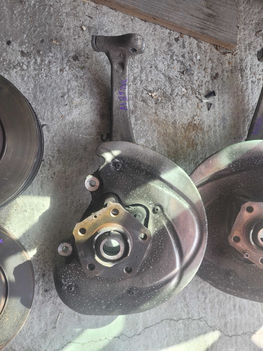 Fuzeta Audi A4 B9 stanga dreapta 2017