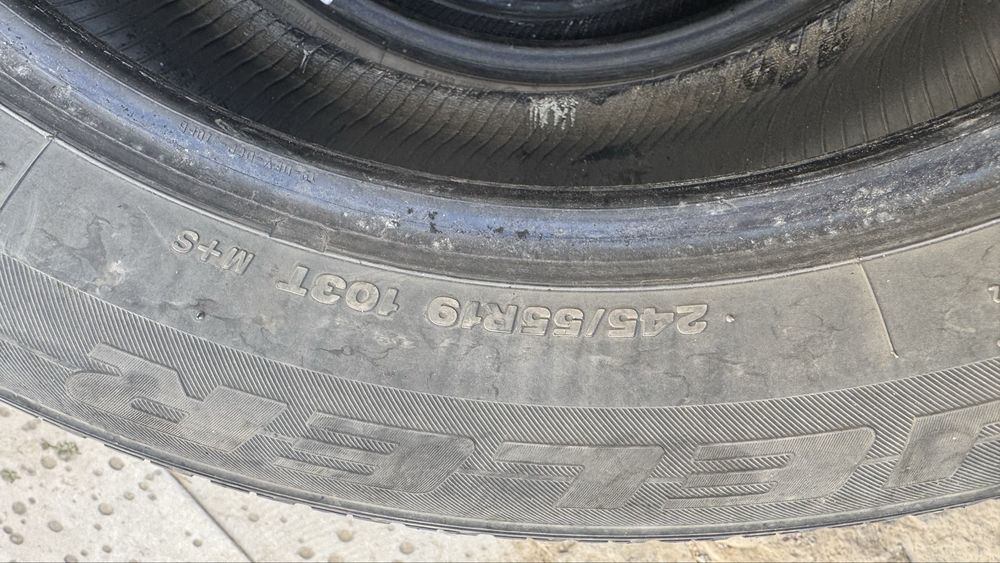 Продам шины Bridgestone 245/55r19