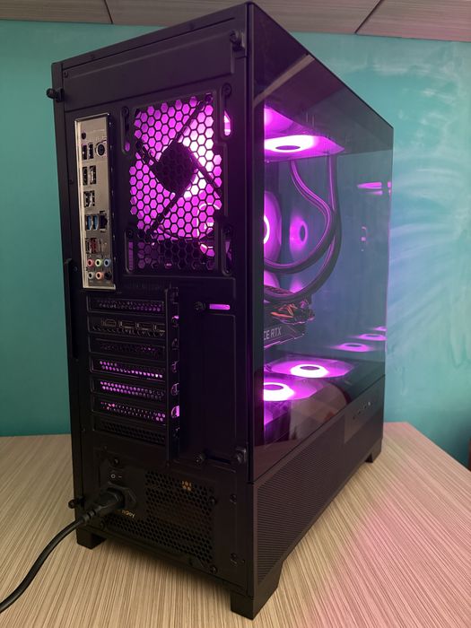 PC Gaming | Ryzen 7 5800x | rtx 3070ti | 1TB SSD