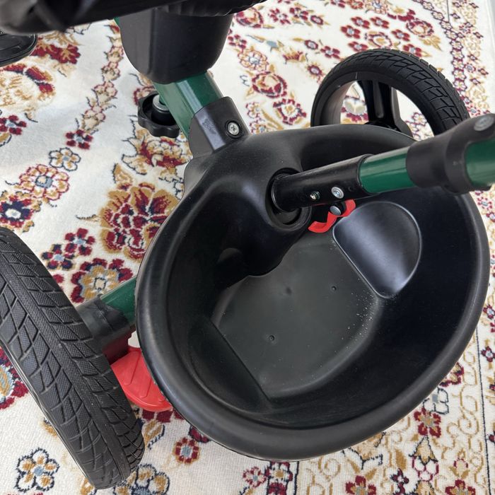 Вилосипед новый почти тек үйде тұр