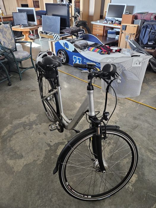 Vand bicicleta , stare noua